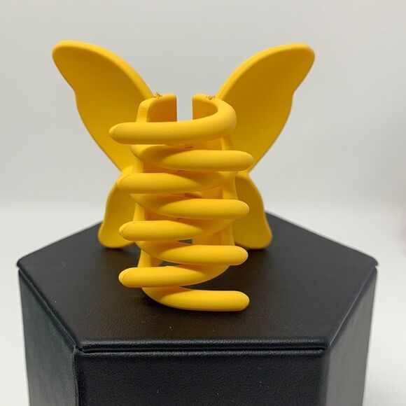 Bright Yellow Butterfly Claw Hair Clip - Picture 4 of 6